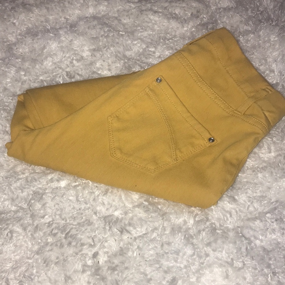✨super skinny gold jeggings